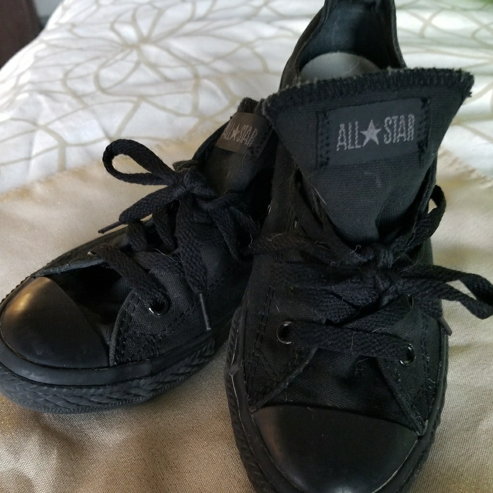 Black on Black Converse 🖤🖤🖤